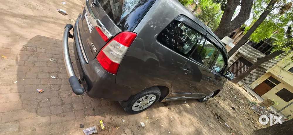 Toyota Innova 2.5 G 2014