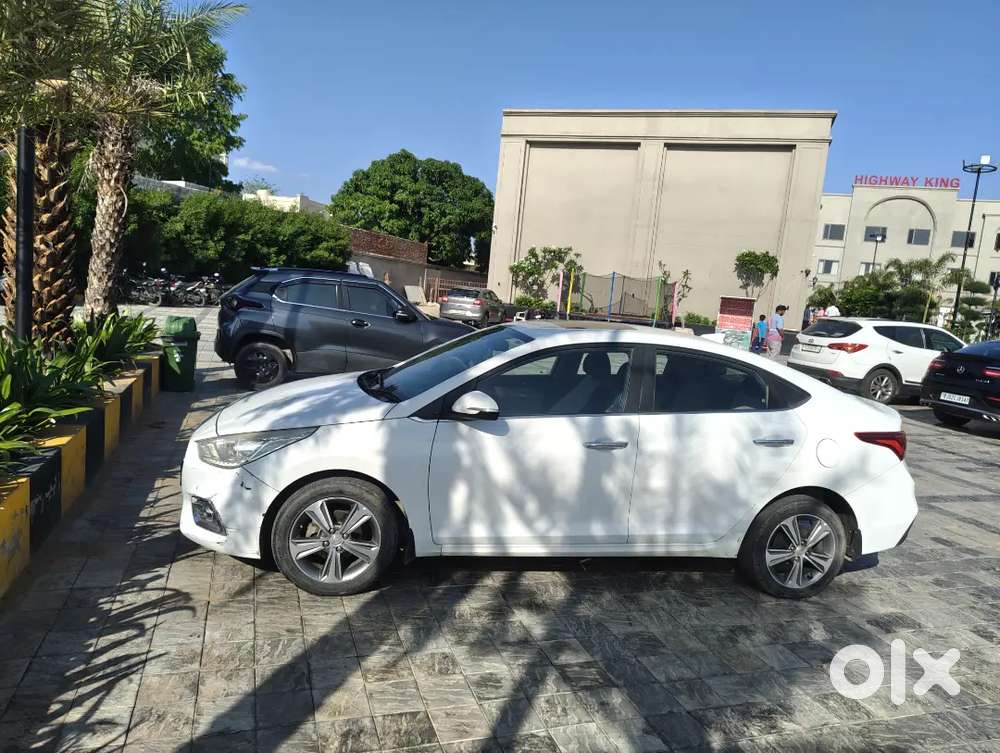 Top Condition Disel Verna New Insurance New Service