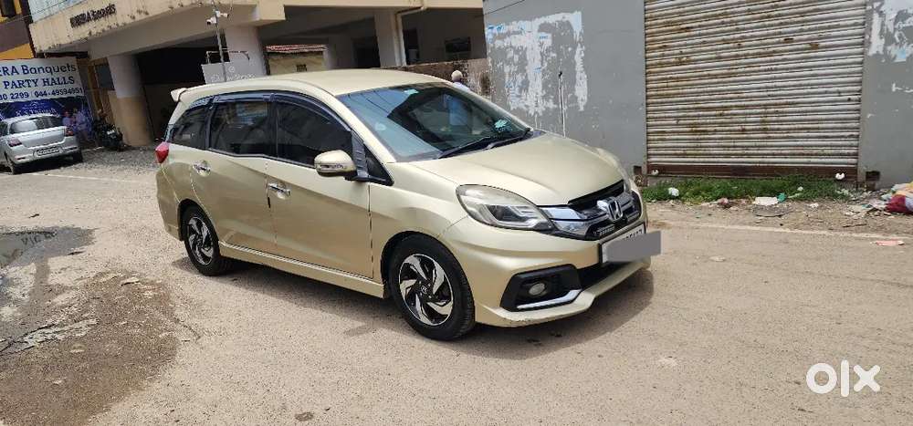 Rare Honda Mobilio Rs (top Model)  Diesel  7-seater  20+ Kmpl Milea