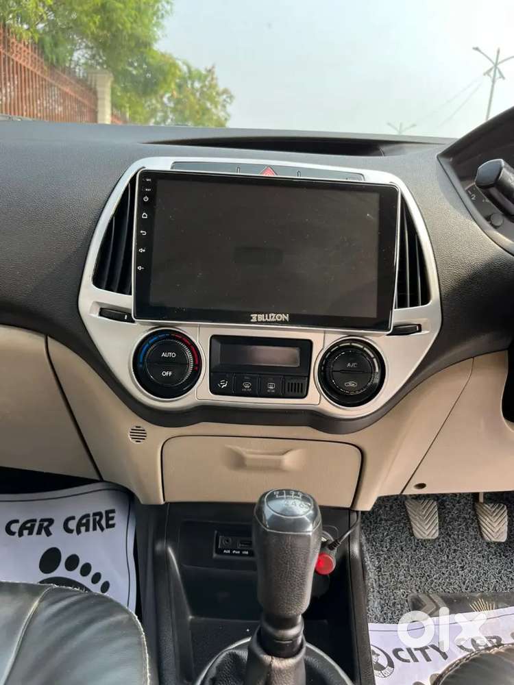 Hyundai I20 2012 Diesel 100000 Km Driven