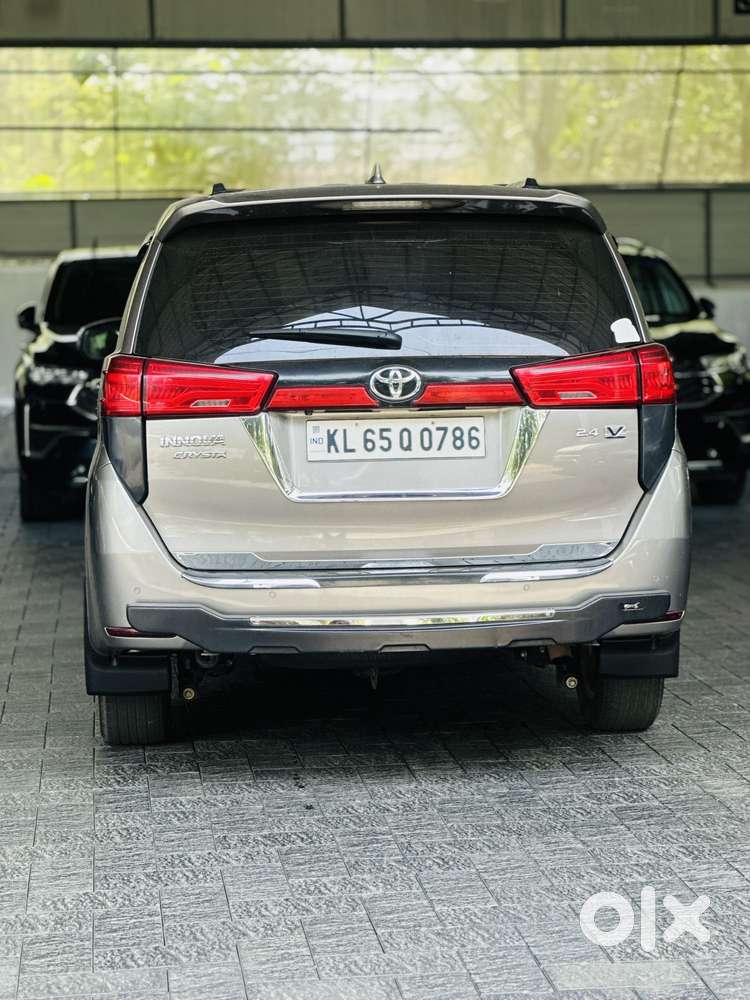 Toyota Innova Crysta 2.4 V 8 Str, 2020, Diesel