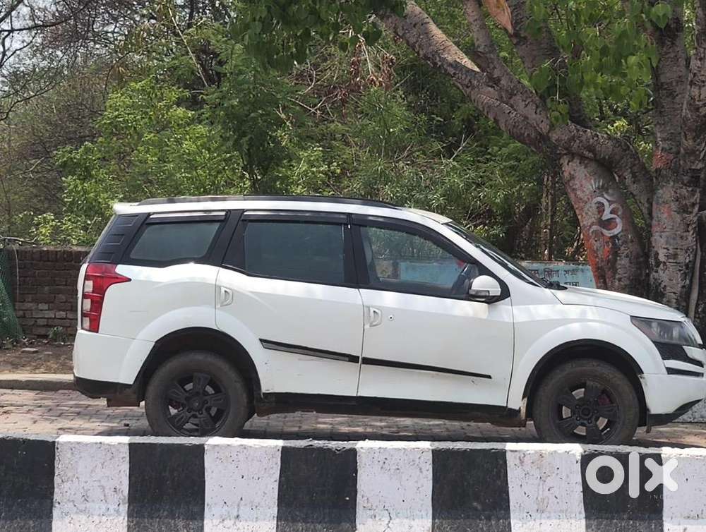 Mahindra Xuv500 2014 Diesel 130000 Km Driven