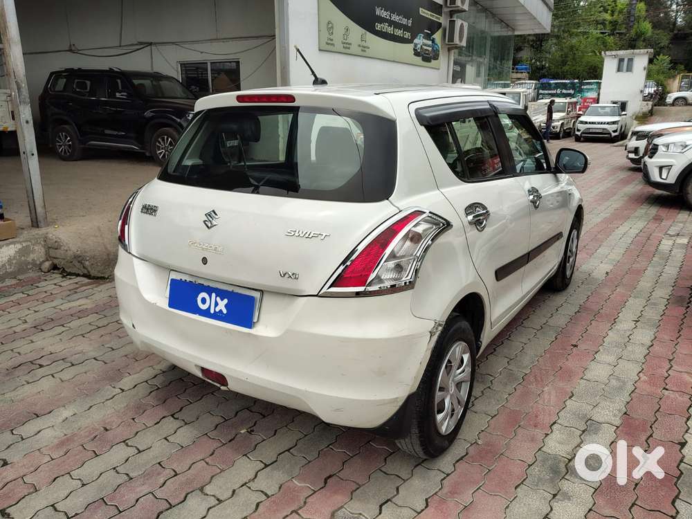 Maruti Suzuki Swift Vxi, 2015, Petrol