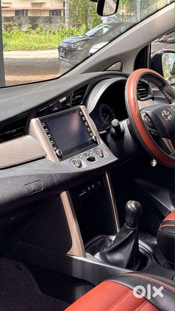 Toyota Innova Crysta 2.4 Gx Limited Edition 7 Str, 2023, Diesel
