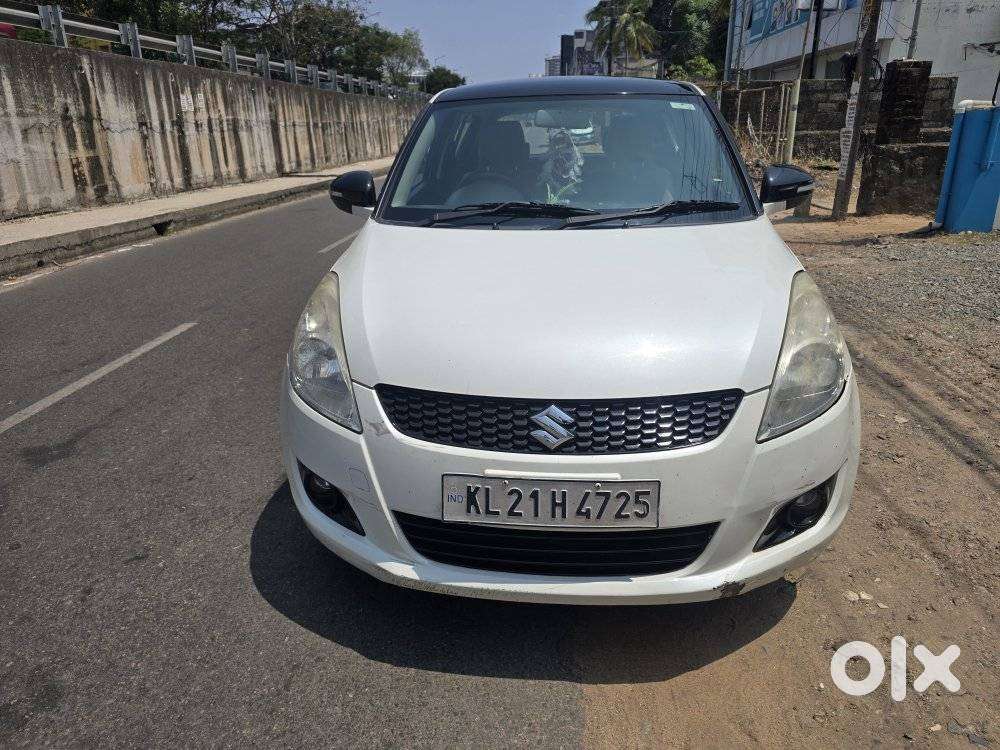 Maruti Suzuki Swift 2011-2014 Vxi, 2013, Petrol