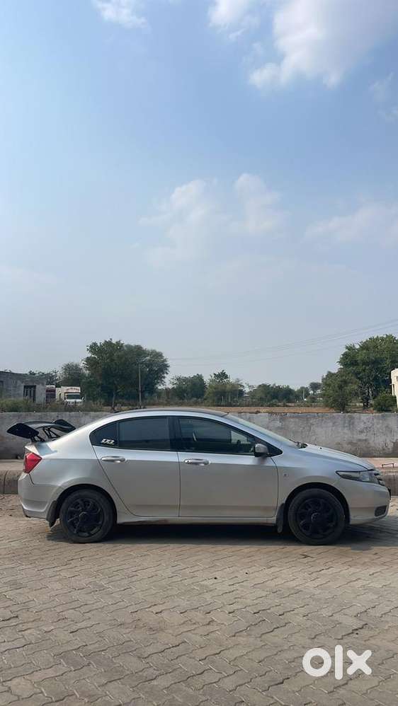 Honda City 2013 Cng & Hybrids Well Maintained