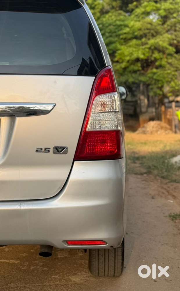 Toyota Innova 2.5 V 7 Str, 2012, Diesel
