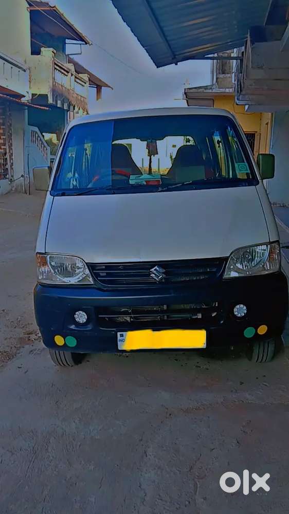 Eeco 5 Star Cng/petrol