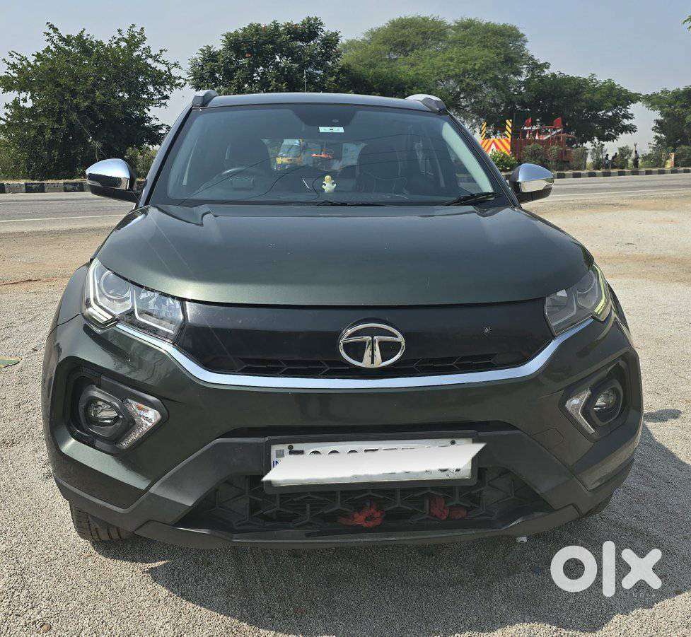 Tata Nexon 1.2 Revotron Xm (s), 2022, Petrol