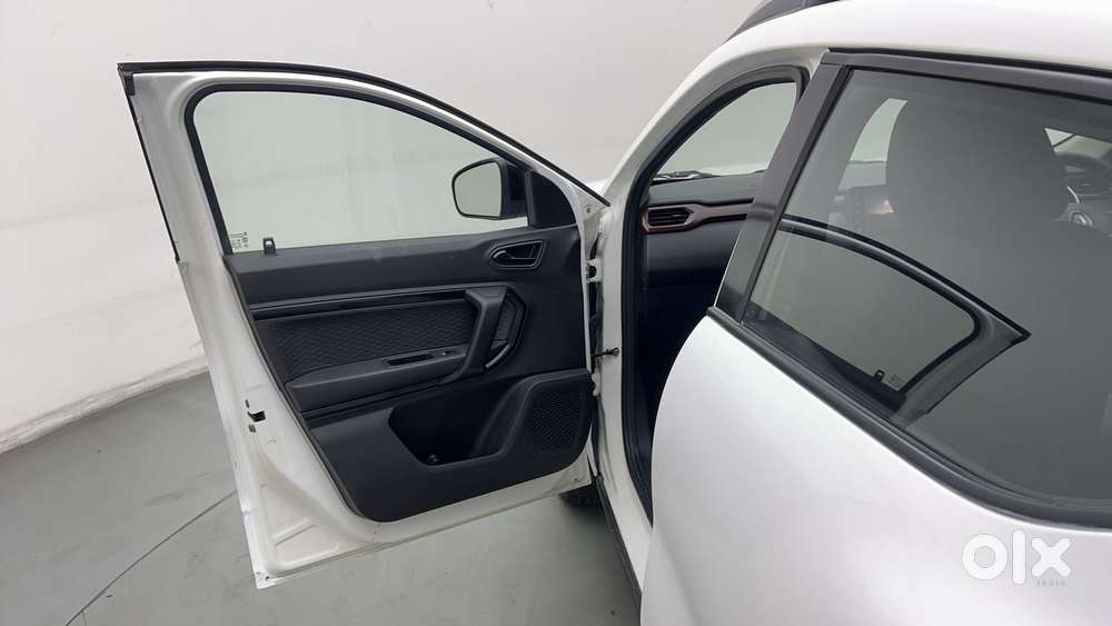 Renault Kiger Rxz, 2022, Petrol