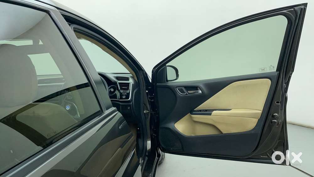 Honda City 1.5 V 4th Gen I-vtec Mt, 2022, Petrol
