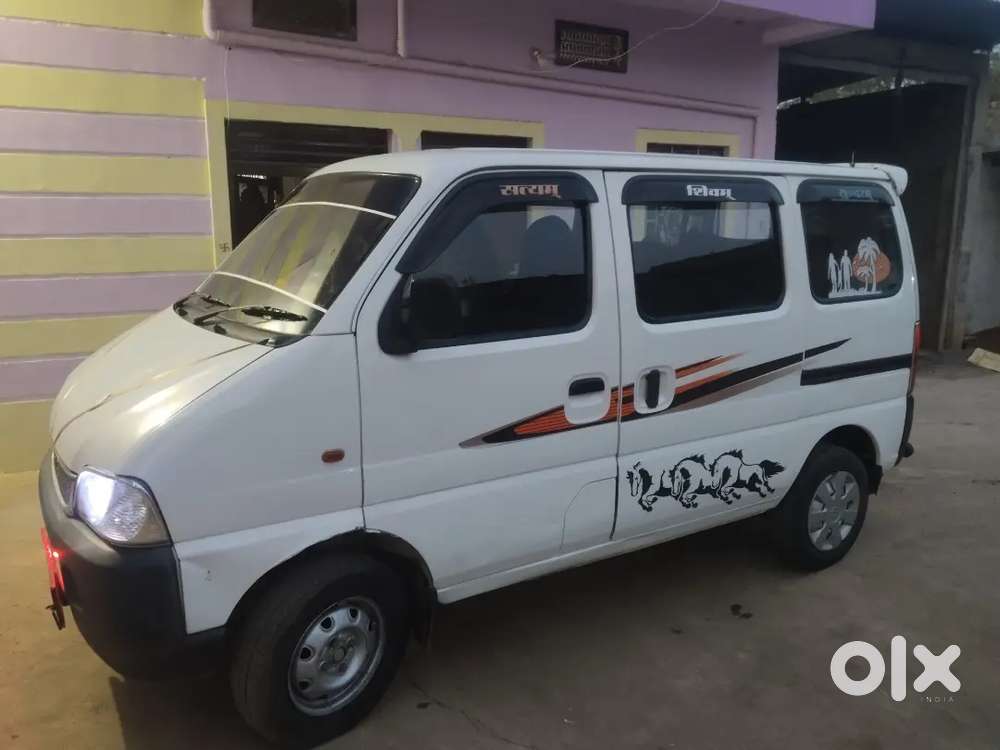 टॉप कंडीशन में गाड़ी है