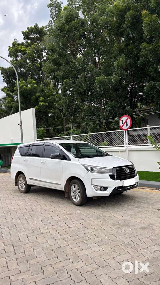 Toyota Innova Crysta 2018