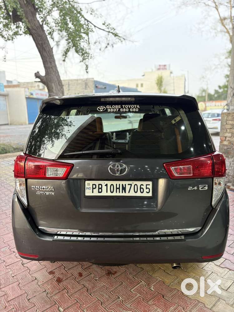 Toyota Innova Crysta [2020-ongoing] 2.4 Zx At 7 Str, 2021, Diesel