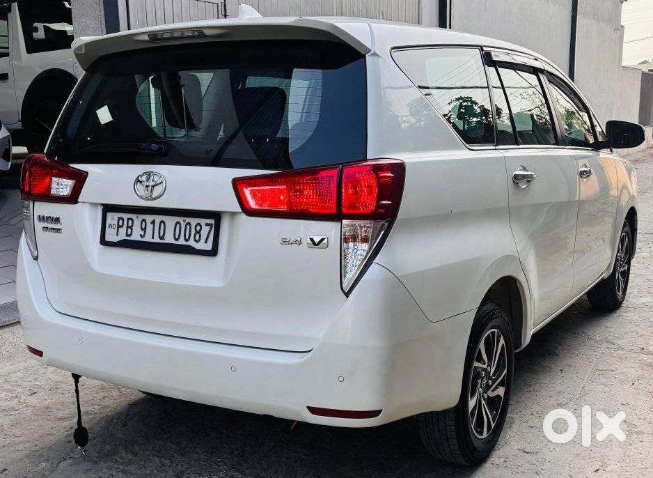 Toyota Innova Crysta, 2022, Diesel