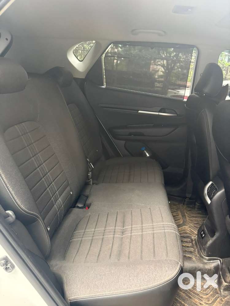 Kia Sonet Petrol 2025
