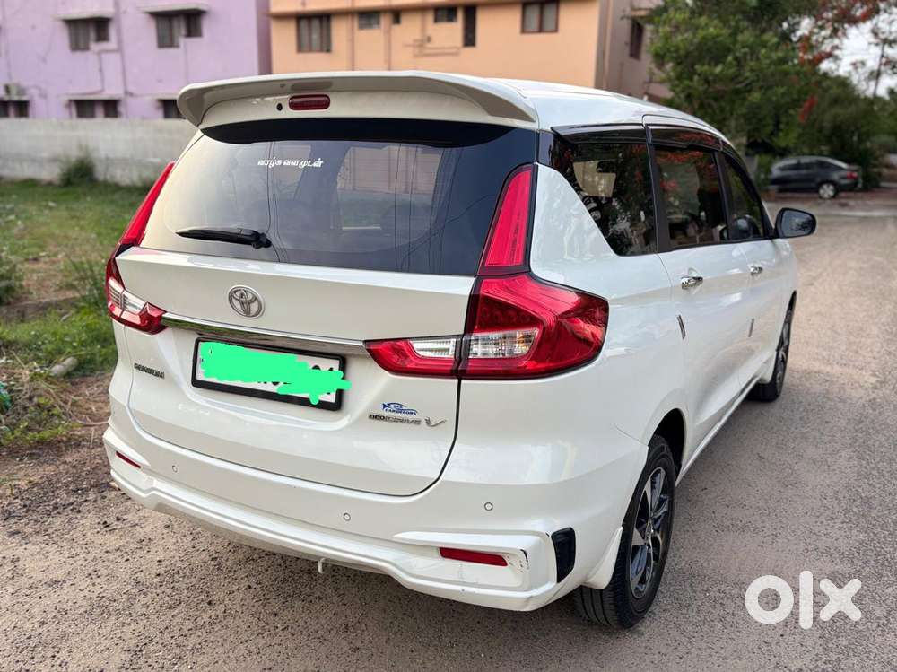 Toyota Rumion V Mt, 2024, Petrol