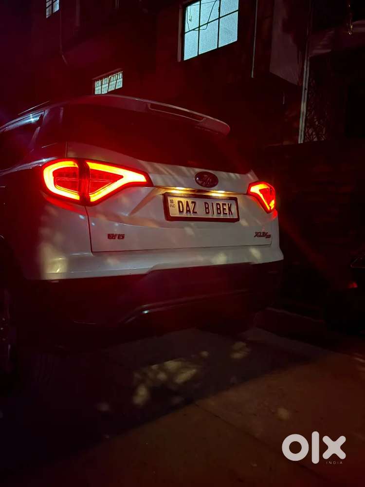 Mahindra Xuv300 2020 Petrol Well Maintained
