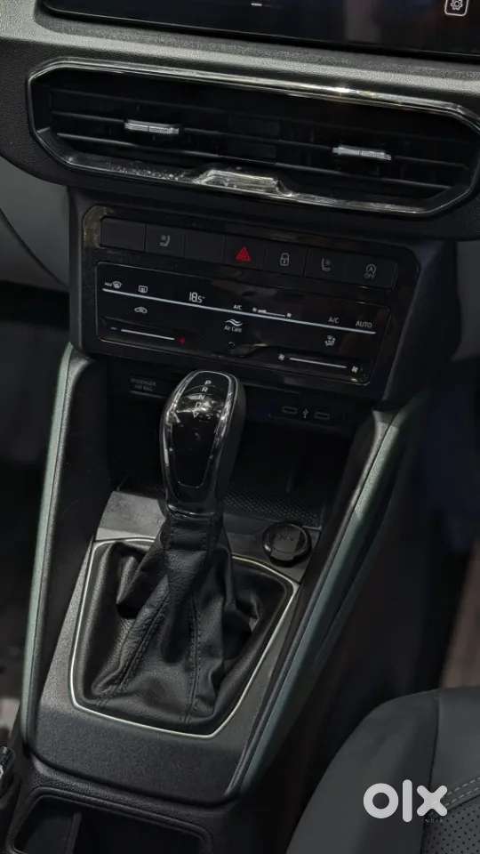 Skoda Kylaq Prestige, 2025, Petrol