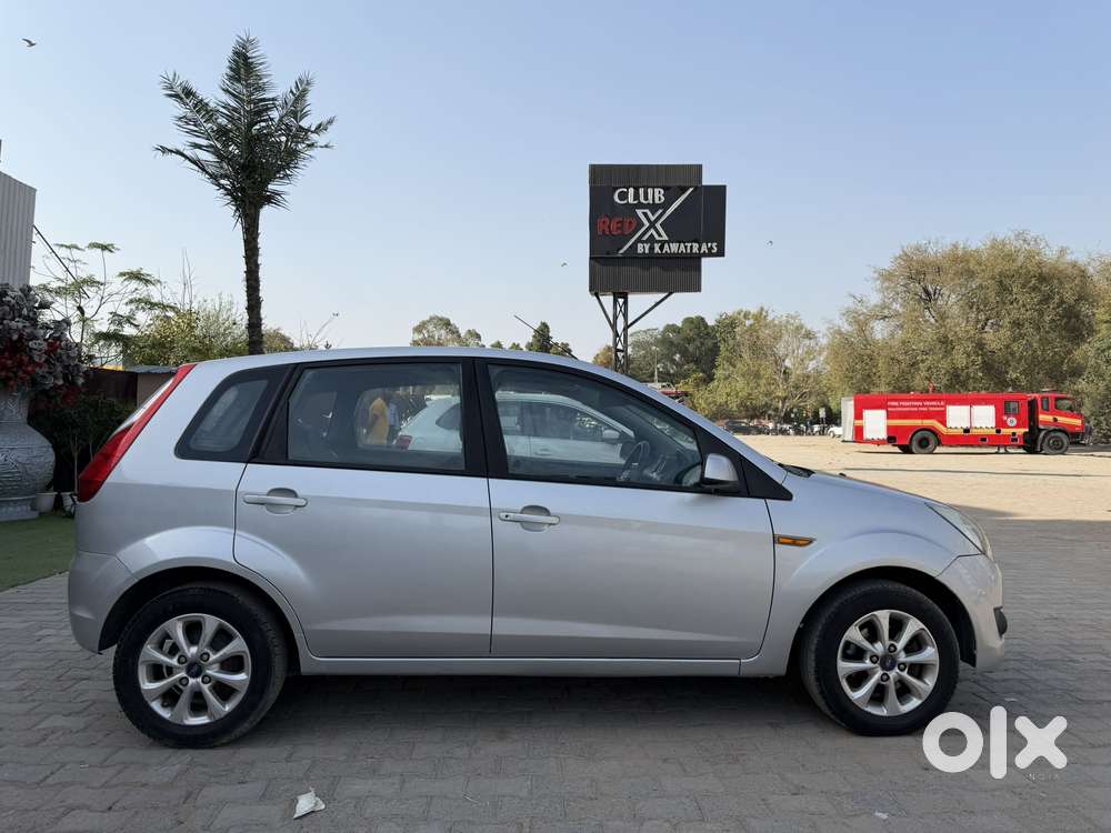 Ford Figo 1.2p Titanium Plus Mt, 2012, Petrol