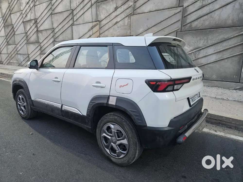 Maruti Suzuki Brezza 2024 Petrol 24000 Km Driven