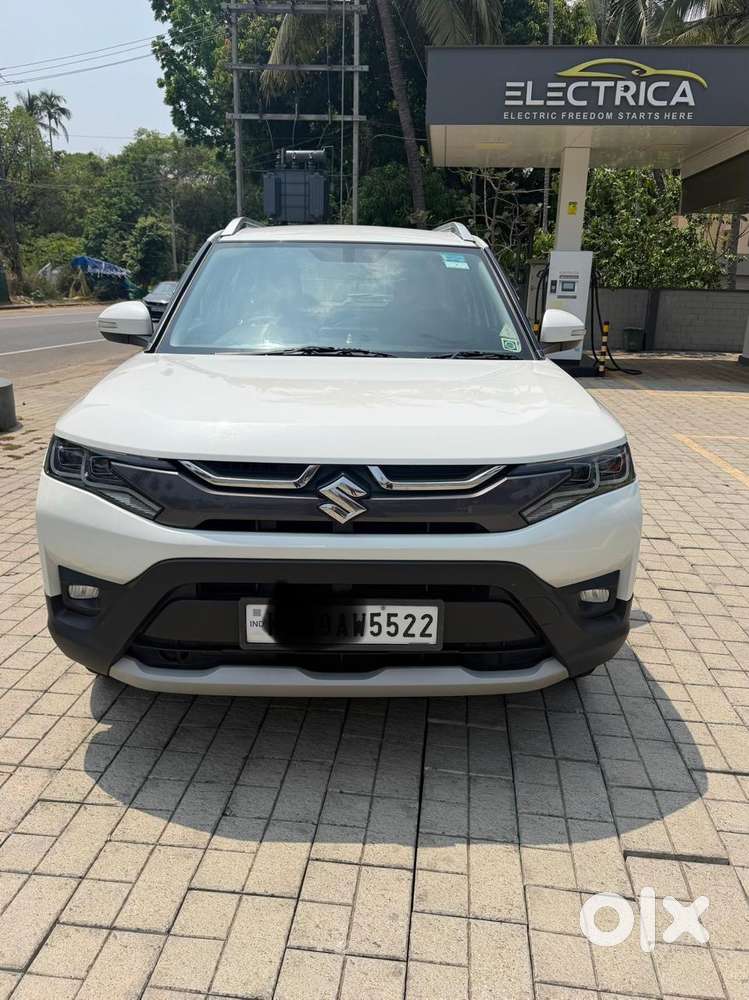 Maruti Suzuki Brezza 1.5 Zxi Smart Hybrid, 2023, Petrol