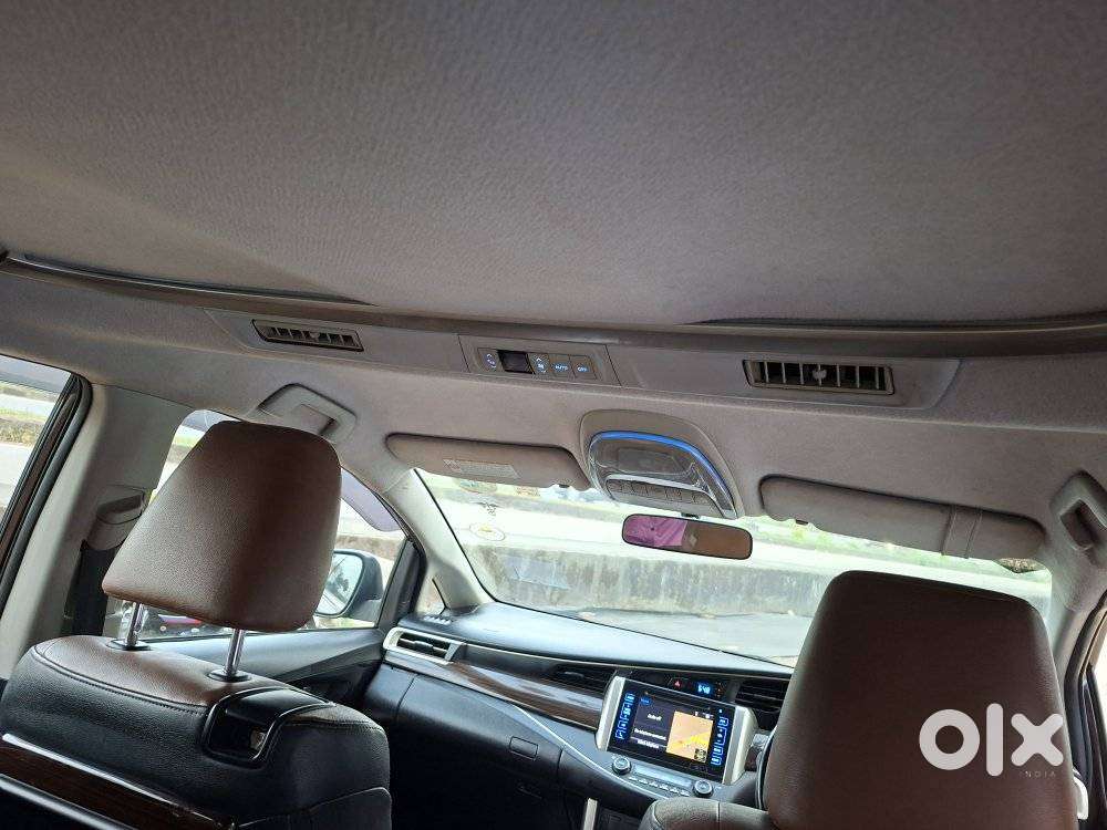 Toyota Innova Crysta 2.8 Zx At, 2016, Diesel