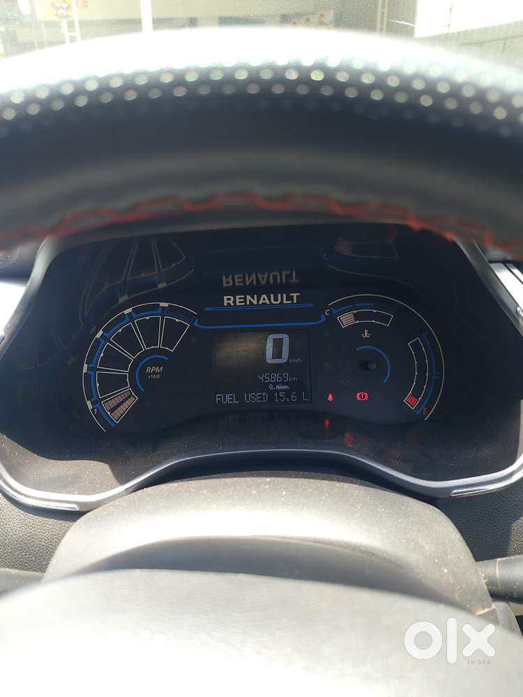 Renault Triber Rxz, 2022, Petrol