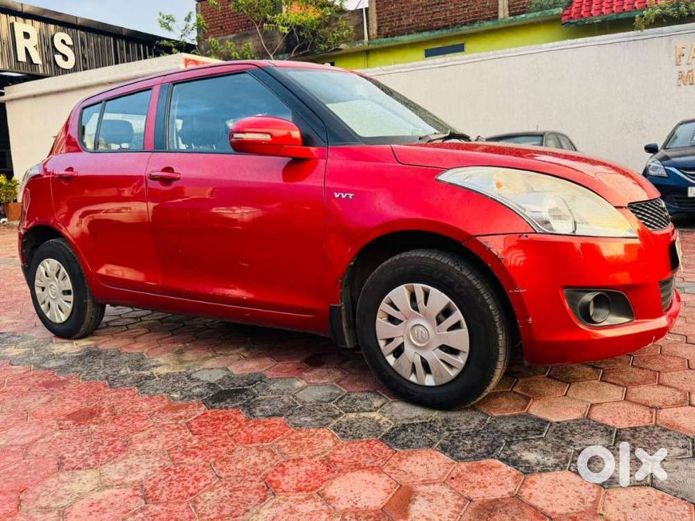 Maruti Suzuki Swift Vxi + Manual, 2013, Petrol