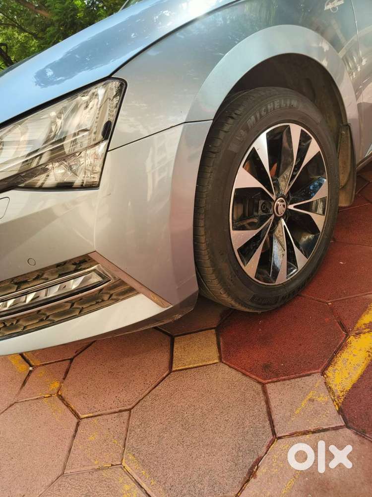 Well Maintained Top Of The Line Skoda Superb Lnk For Sale