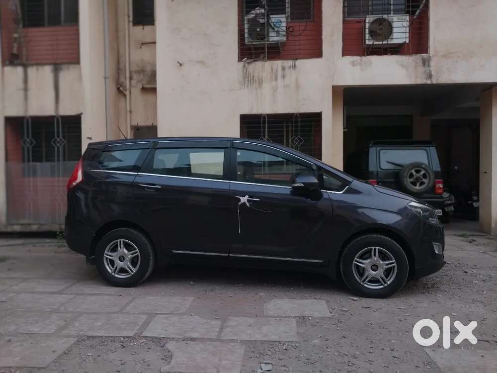 Mahindra Marazzo 1.5