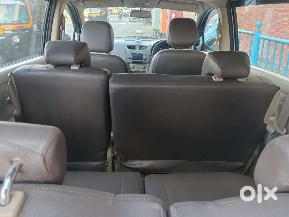 Maruti Suzuki Ertiga Vxi At, 2017, Petrol