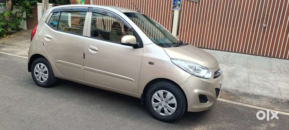 Hyundai I10 Sportz At, 2011, Petrol