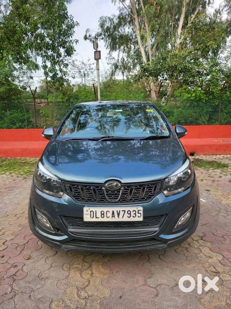Mahindra Marazzo M4, 2018, Diesel