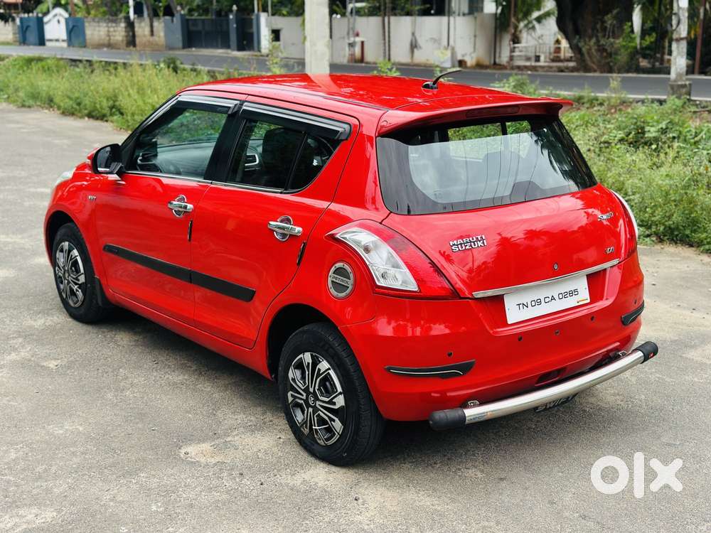 Maruti Suzuki Swift Vxi Abs Bsiv, 2015, Petrol