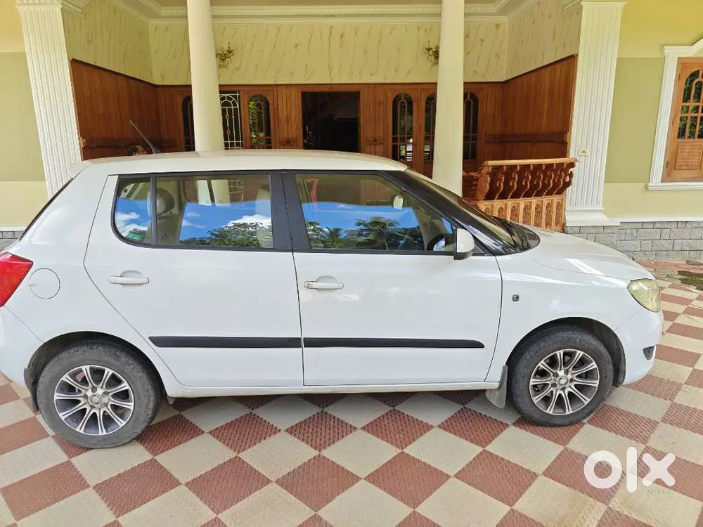 Skoda Fabia 2012 Petrol 43263 Km Driven