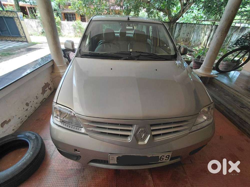 2010 Mahindra Renault Logan