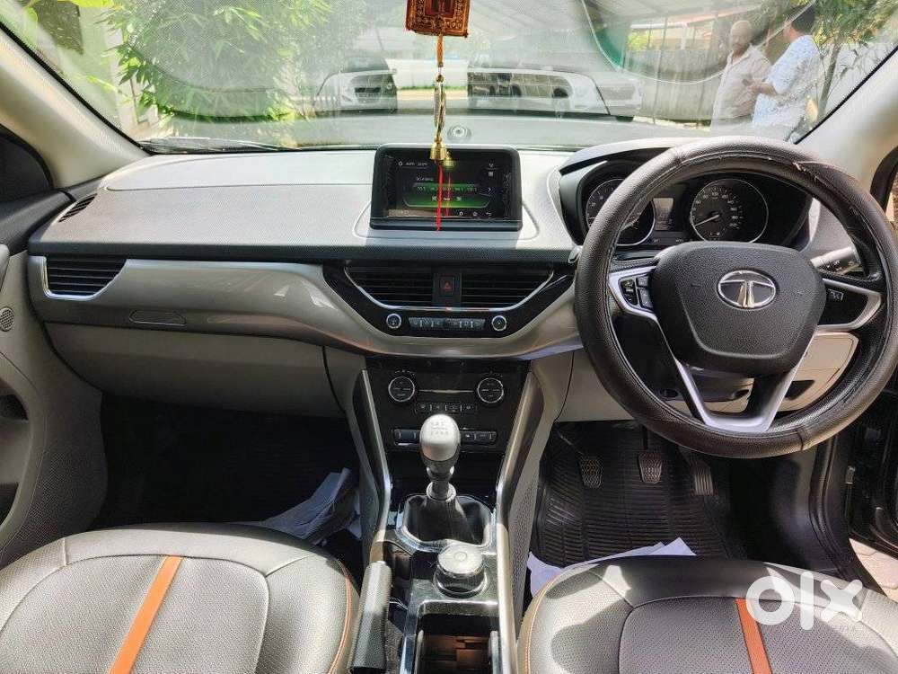 Tata Nexon 1.2 Revotron Xz Plus, 2018, Petrol