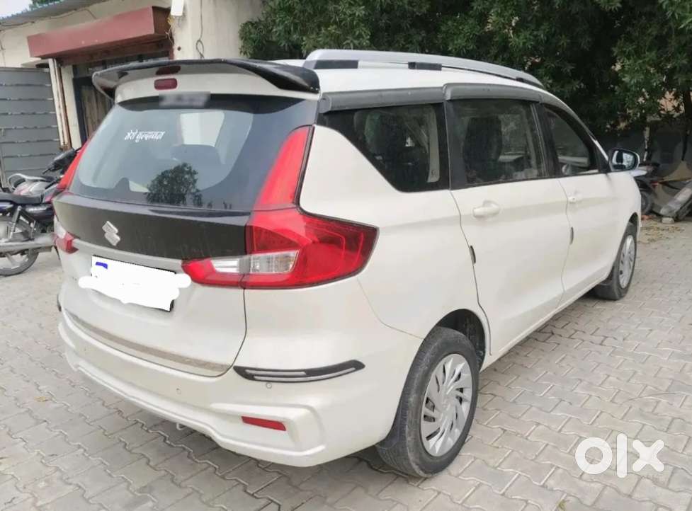 Maruti Suzuki Ertiga 2022-2023 Vxi Cng, 2021, Cng & Hybrids