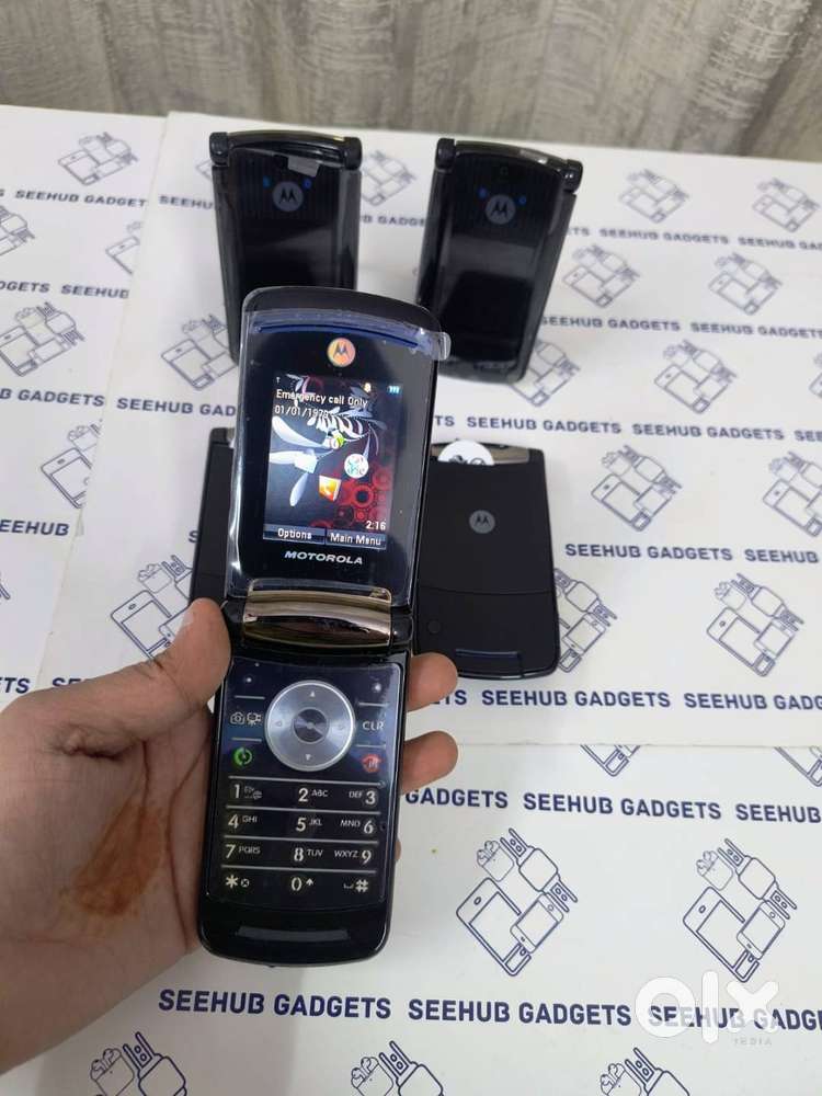 Motorola moto v8 available in new condition with bill and warranty  Co