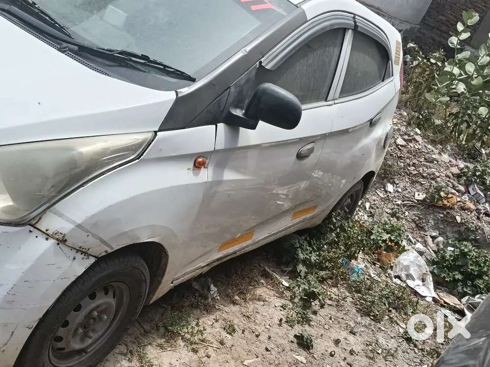 Hyundai Eon 2017 Lpg 80000 Km Driven