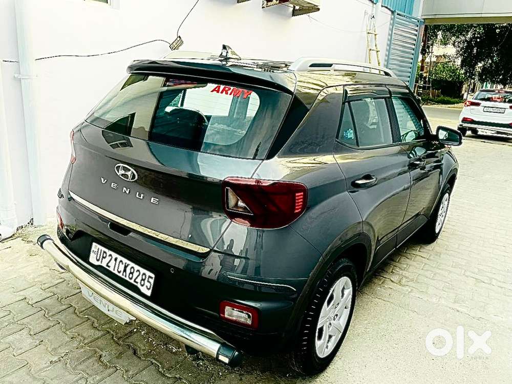Hyundai Venue Petrol 2021