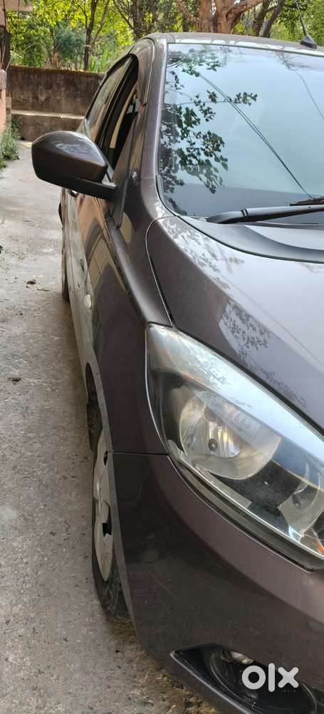 Tata Tiago 1.2 Revotron Xm Option, 2016, Petrol