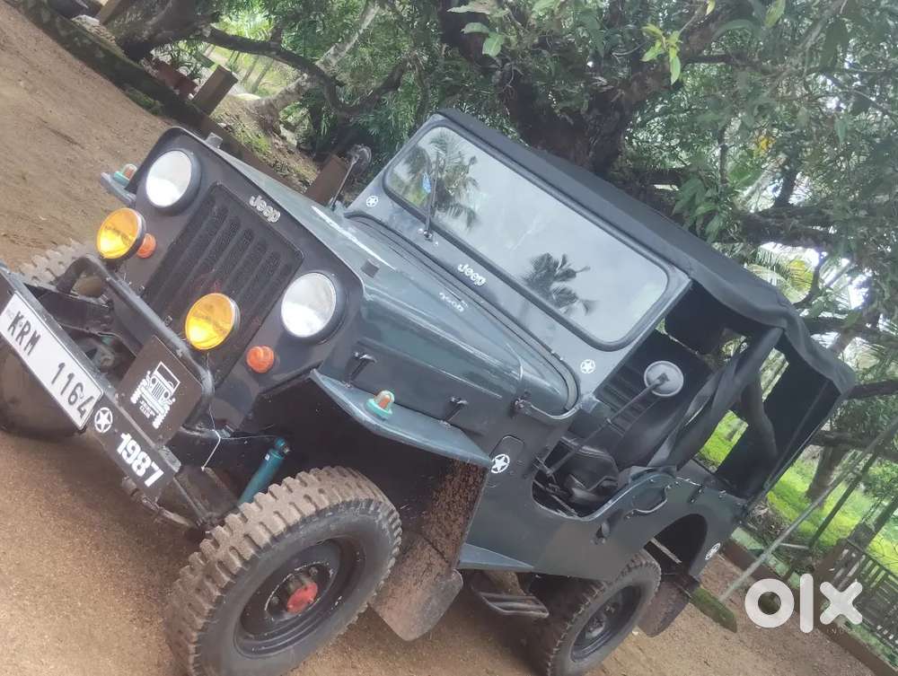 Mahindra Jeep 1987
