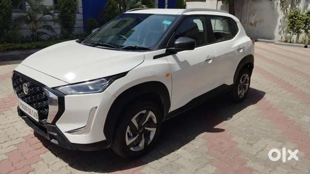Nissan Magnite 2025 Petrol 11000 Km Driven