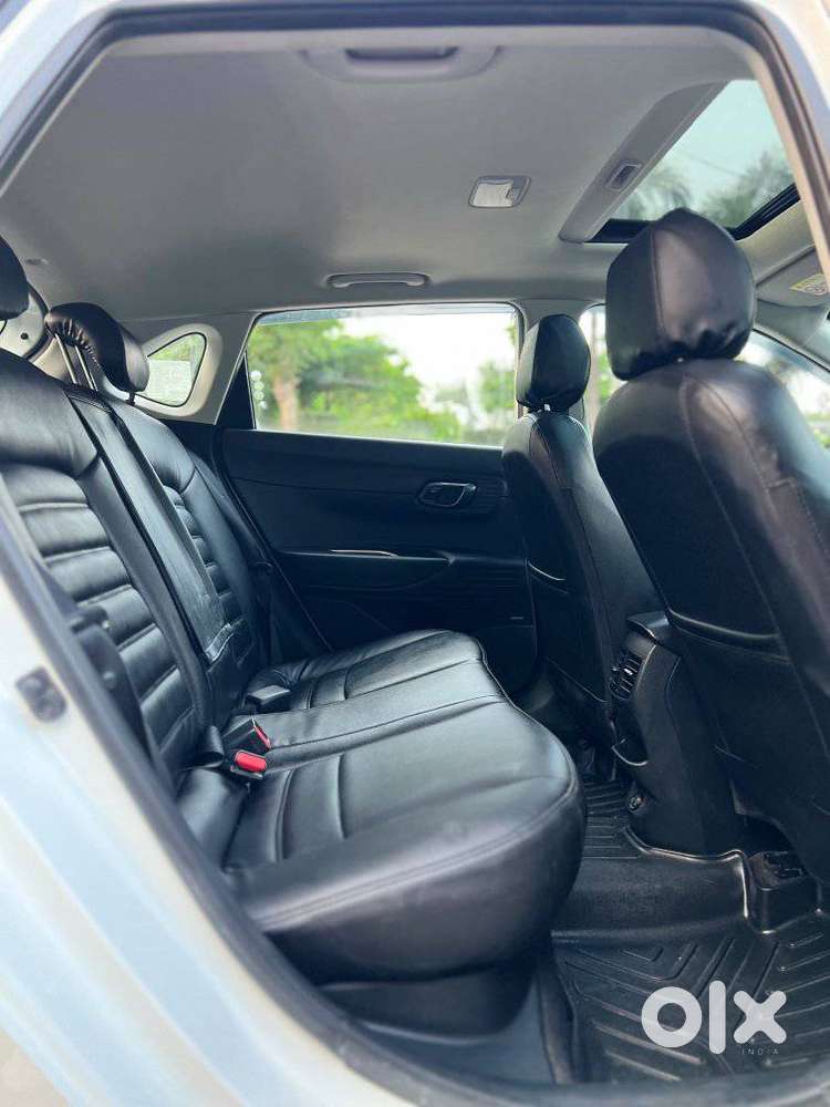 Hyundai I20 Asta (o) 1.2 Ivt, 2022, Petrol