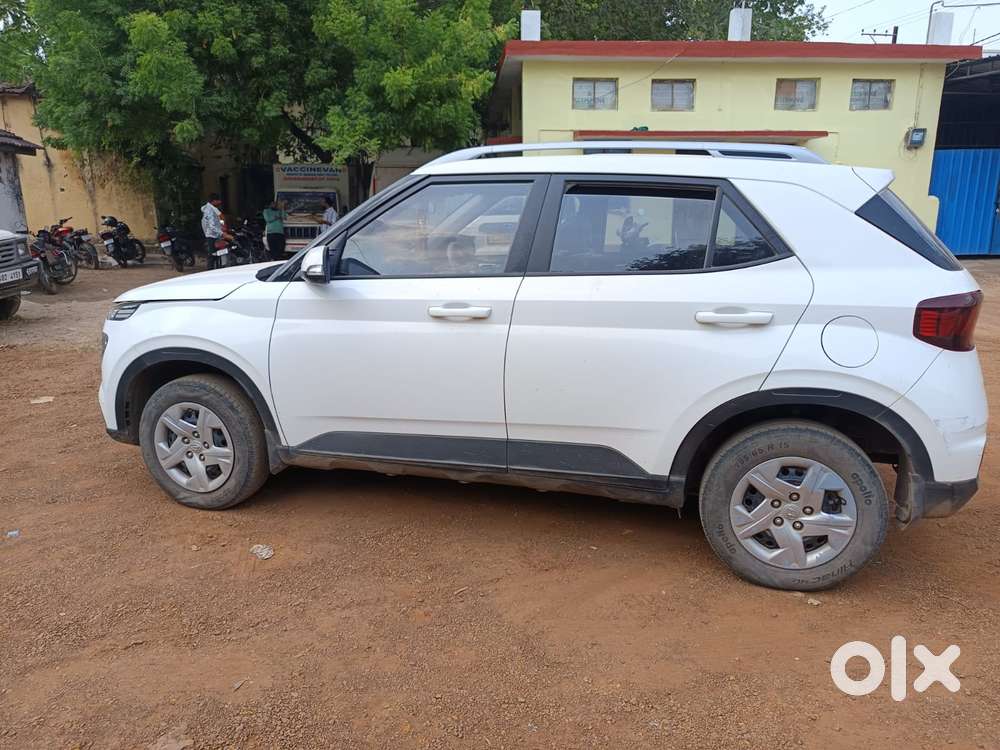 Hyundai Venue S 1.2 Petrol, 2021, Petrol