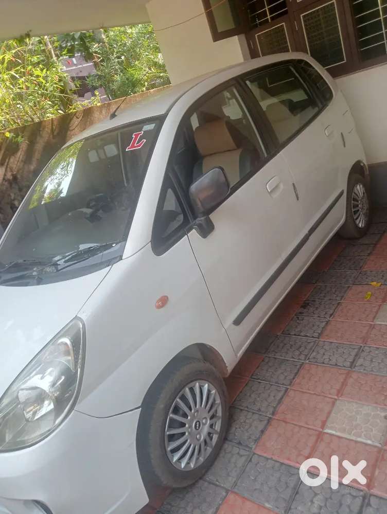 Maruti Suzuki Zen Estilo 2013