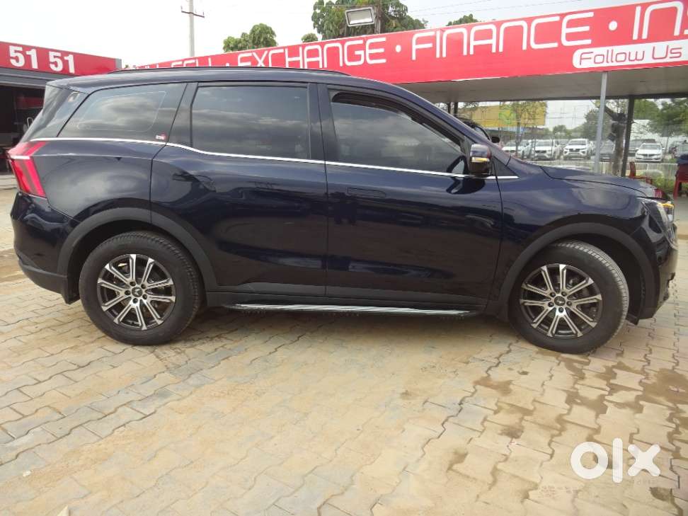 Mahindra Xuv700 2.2 Ax 5 Diesel At 7 Str, 2023, Diesel