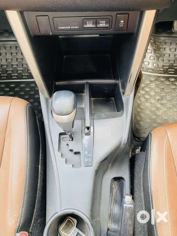 Toyota Innova Crysta 2.8 Zx At, 2017, Diesel